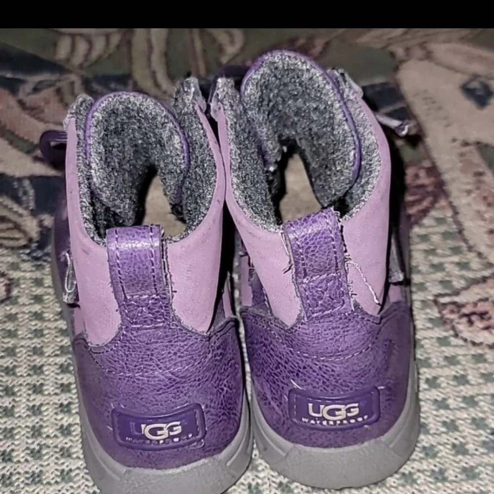 Ugg Purple Girl's High-Top Sneakers Booties Water Proof